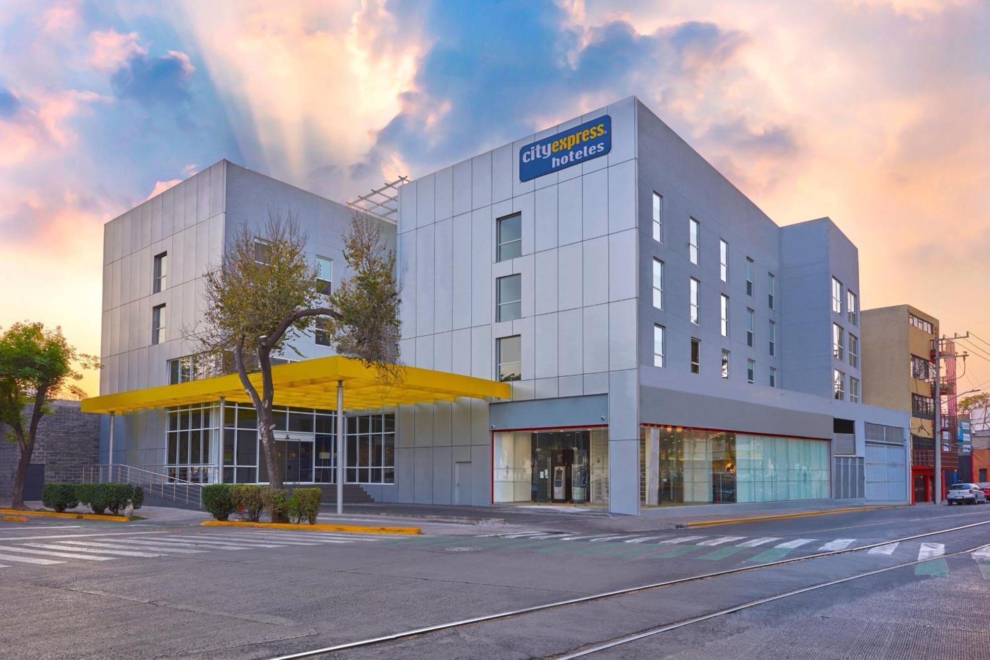 City Express By Marriott Ciudad De Mexico La Villa Cidade do México Exterior foto